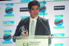 Hua Hin's Lord Mayor, Khun Nopporn Vuttikul, receiving the Golf Destination of the Year Asia/Australasia 2014 Award. Hua Hin's Lord Mayor, Khun Nopporn Vuttikul, receiving the Golf Destination of the Year Asia/Australasia 2014 Award.