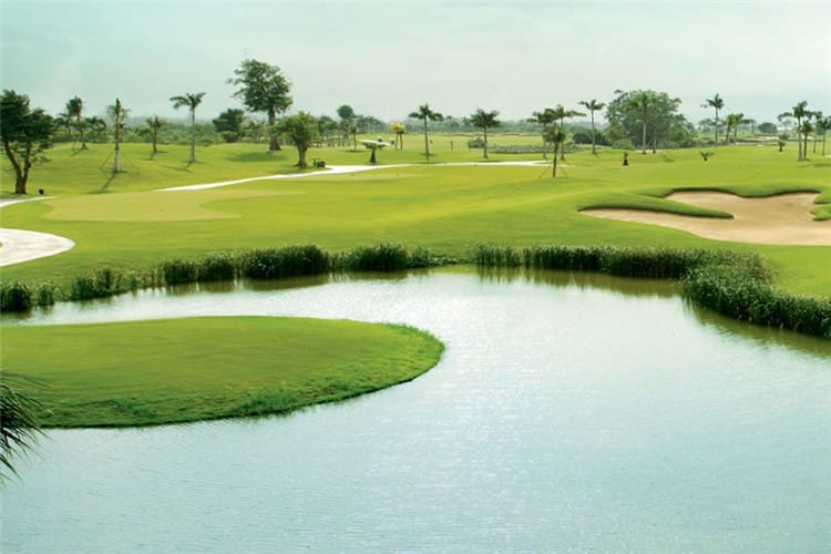 Emerald Country Club, Saigon - green