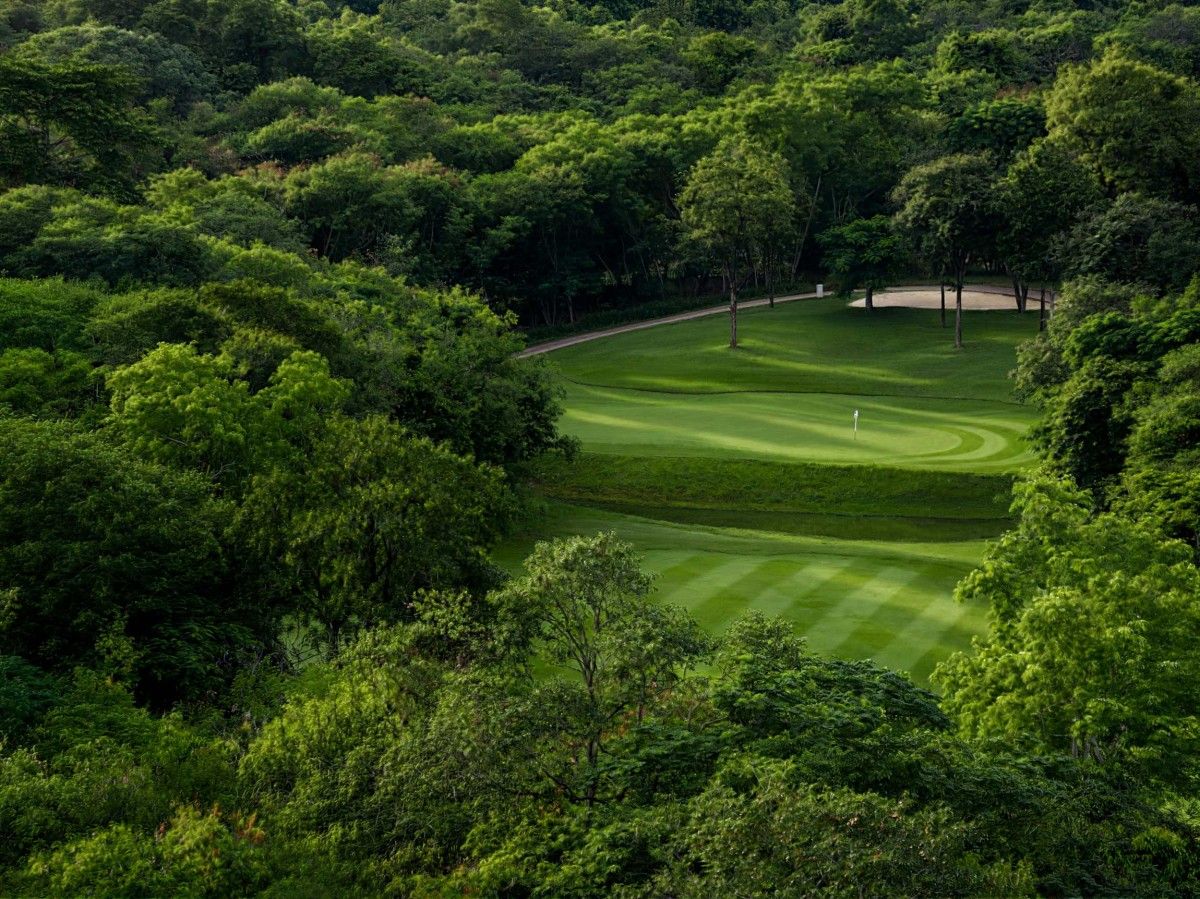 Kirimaya Championship Course by Jack Nicklaus