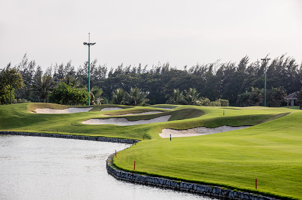 Long Bien Golf Course (