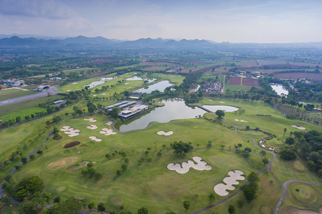 Rancho Charnvee Resort & Country Club (