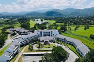 Sir James Country Club