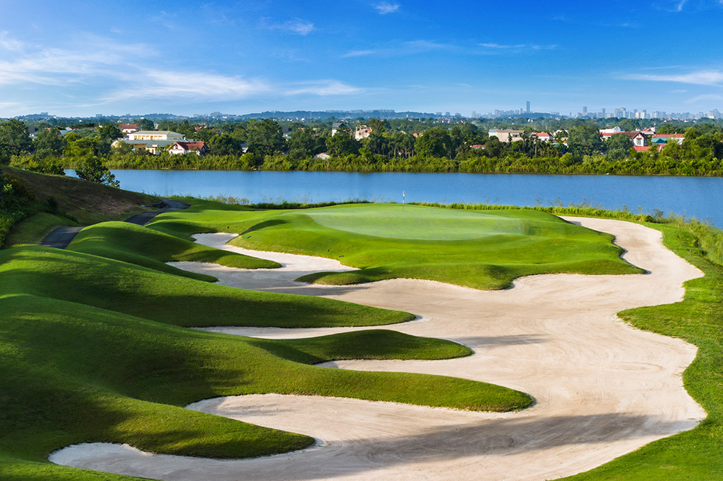Sky Lake Resort & Golf Club - Lake Course in Hanoi | Vietnam Golf Course