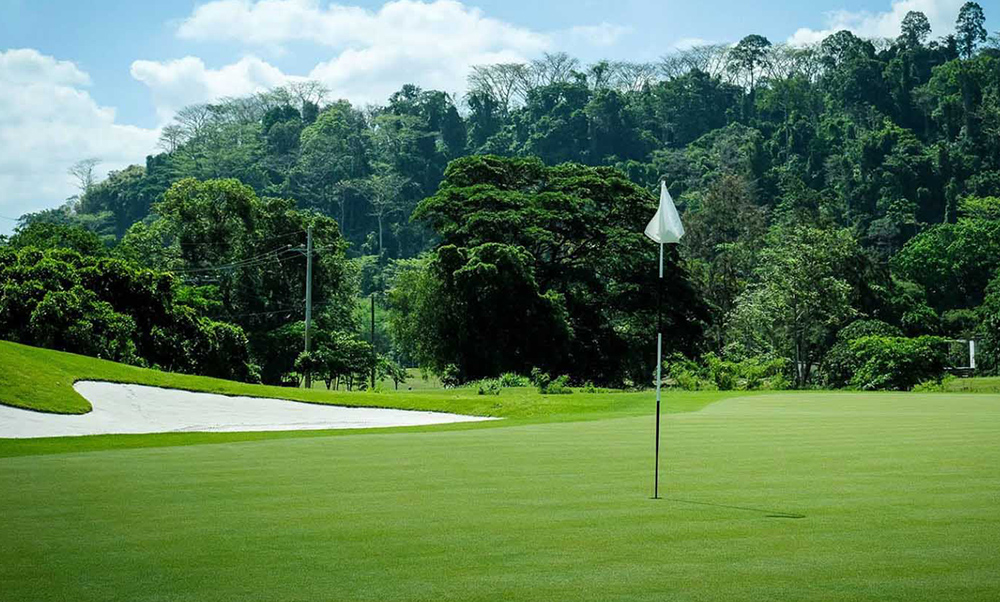 Subic International Golf Club (