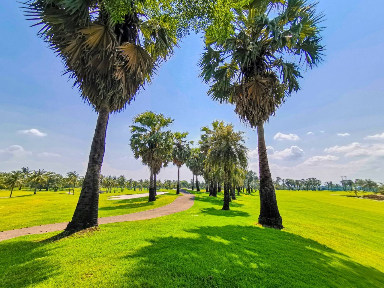 Suwan Golf & Country Club (