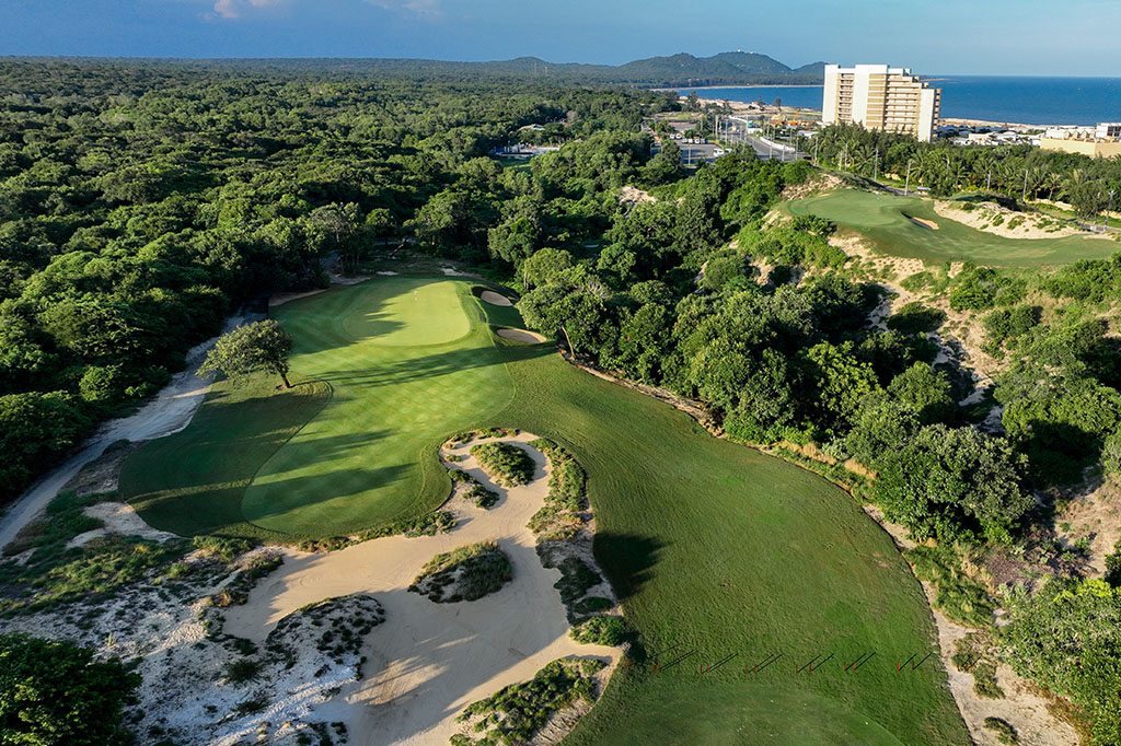 The Bluffs Grand Ho Tram  (