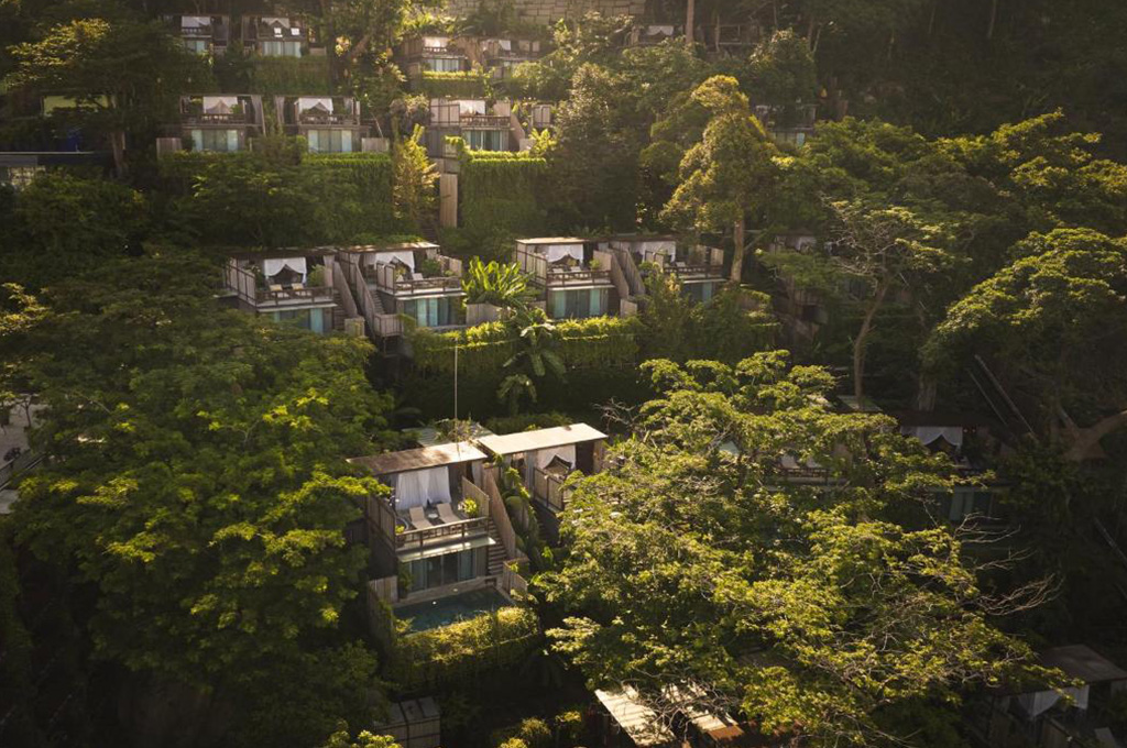 Dinso Resort & Villas Phuket Vignette Collection