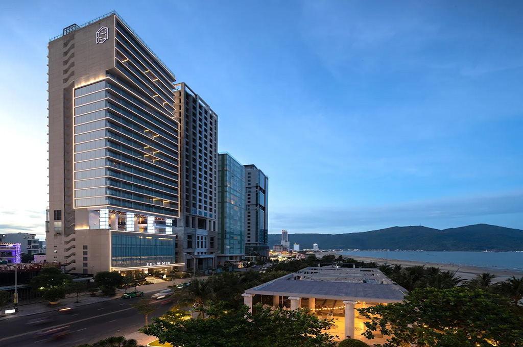 Sel de Mer Hotel & Suites