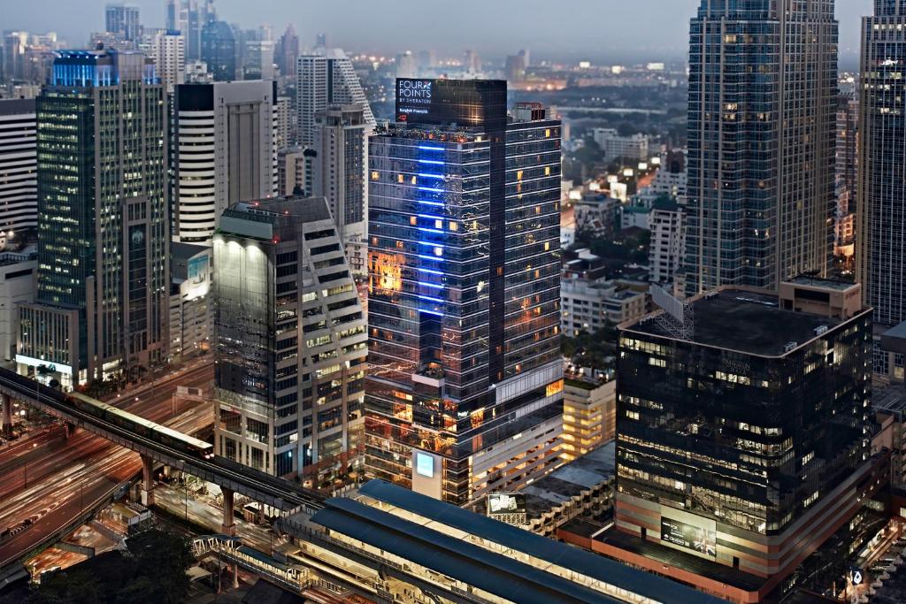Four Points by Sheraton Ploenchit Bangkok