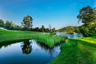 Sir James Country Club