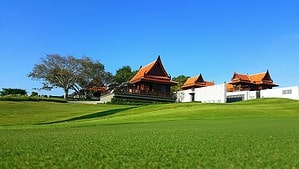 15 Year Old Teenage Holidaymaker Wins Major Thai Golf Tournament