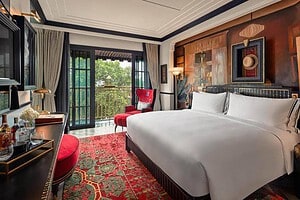Capella Hanoi-Bed Room