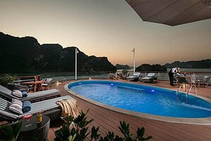 Heritage Cruises Binh Chuan - Swimming Pool