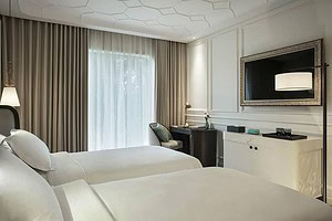 Hotel Des Arts Saigon - Twin Bed