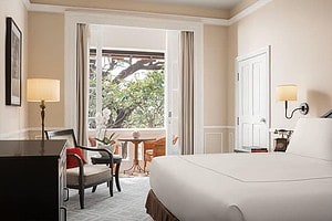 Raffles Royal Phnom Penh - King Bedroom