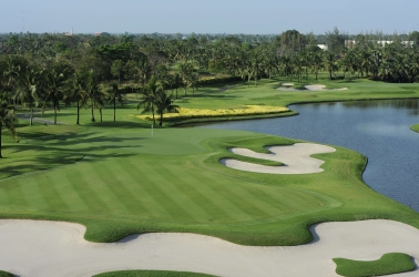Thai Country Club Hole 2